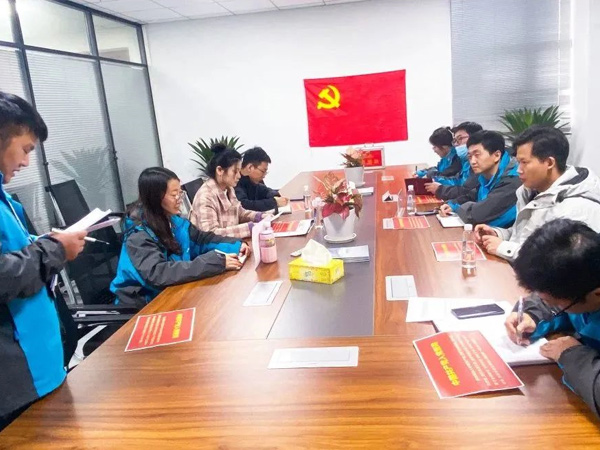 凝心聚力 砥礪前行 開(kāi)盛光伏產(chǎn)業(yè)園聯(lián)合黨支部正式成立！